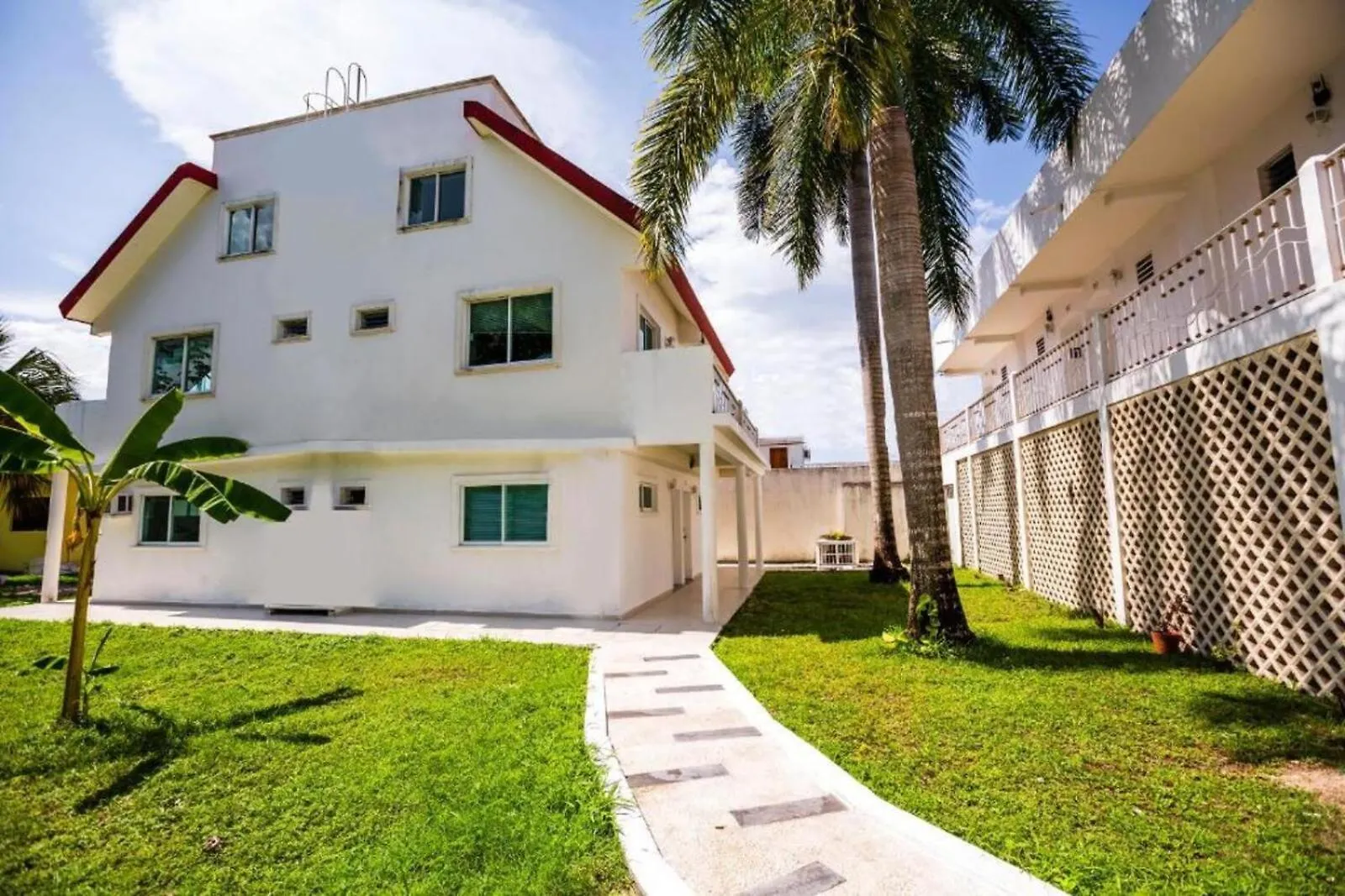 OYO Hotel Dos Mundos Cozumel