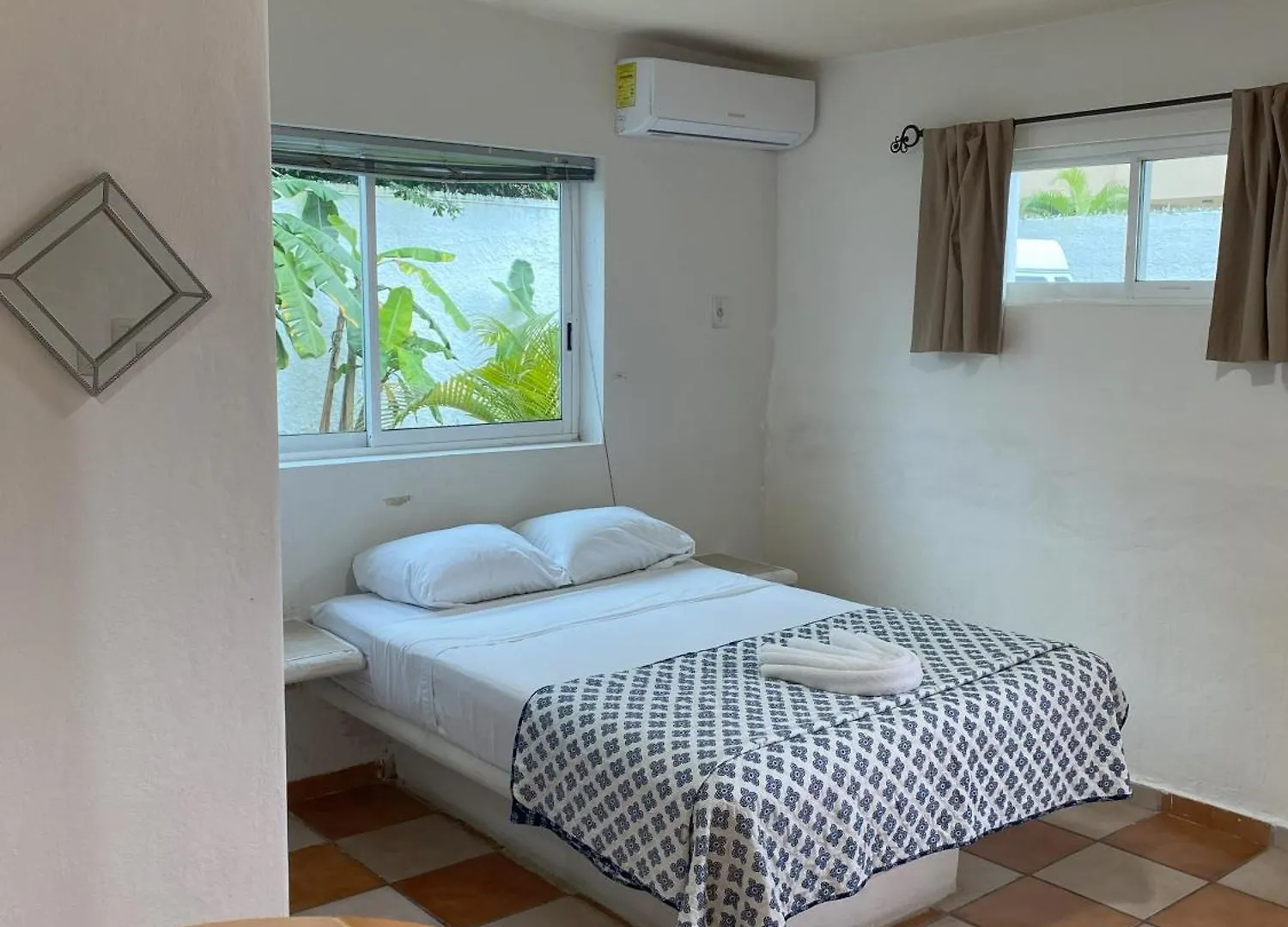 OYO Hotel Dos Mundos Cozumel México